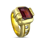18K Yellow Gold 2.5ct Garnet and 0.18ct Diamond Ring