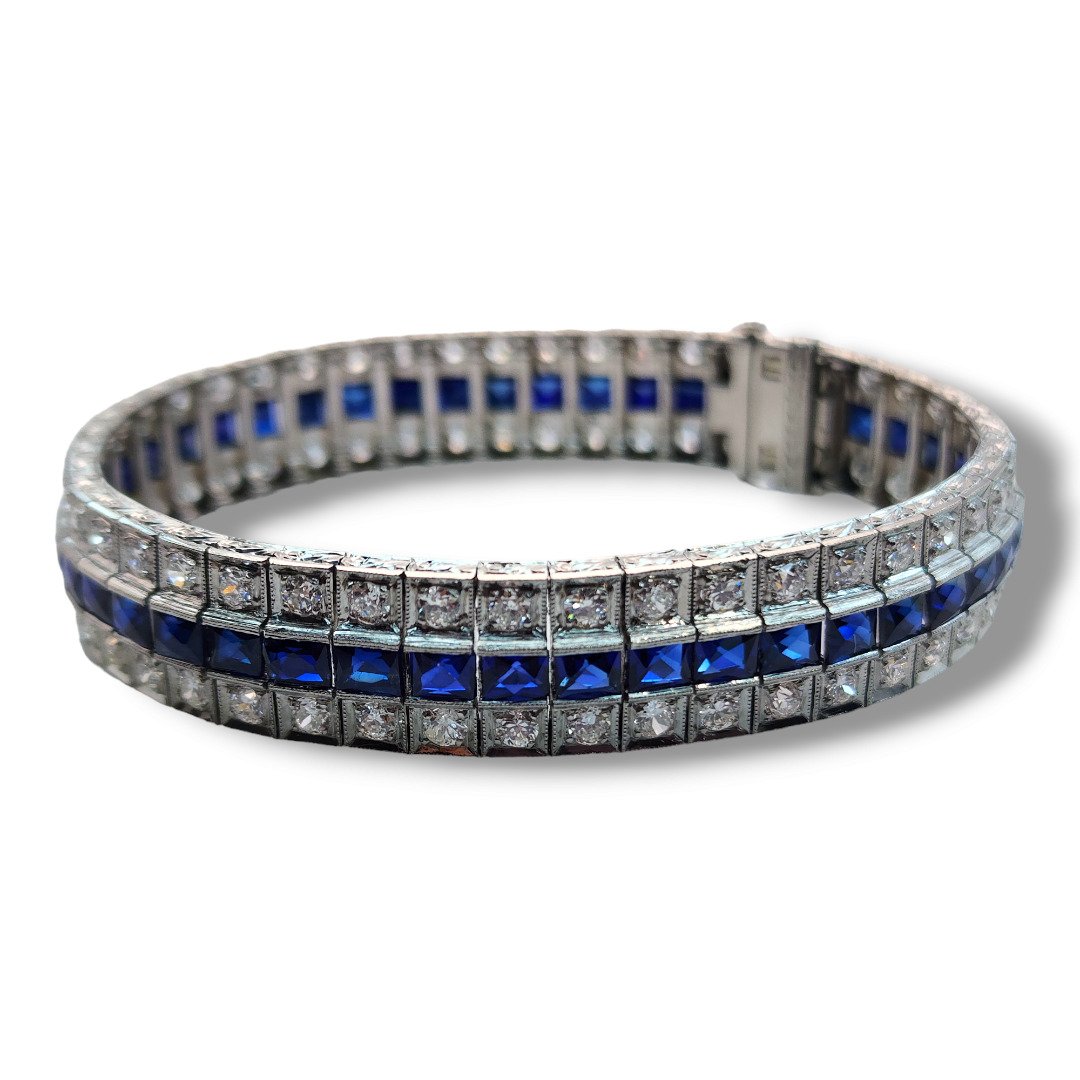 Bracelet Art Deco Platinium and 7 Carats Diamond  Bracelet  circa 1930s , Platinum -  7ct. tw. Diamond (Natural)