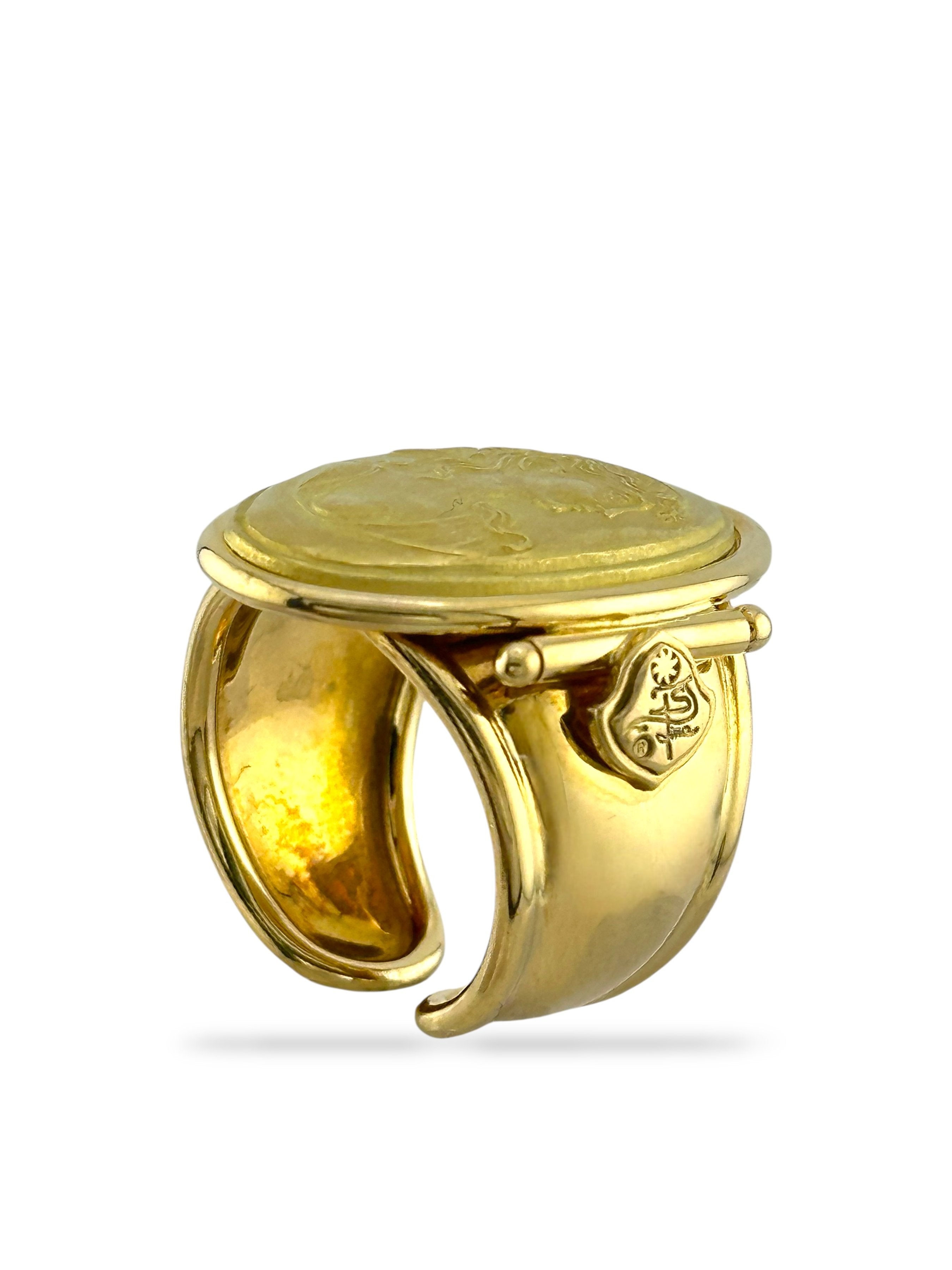 Set of 18K Yellow Gold Renaissance Revival Cuff Bracelet and Ring with Female Deity Motif