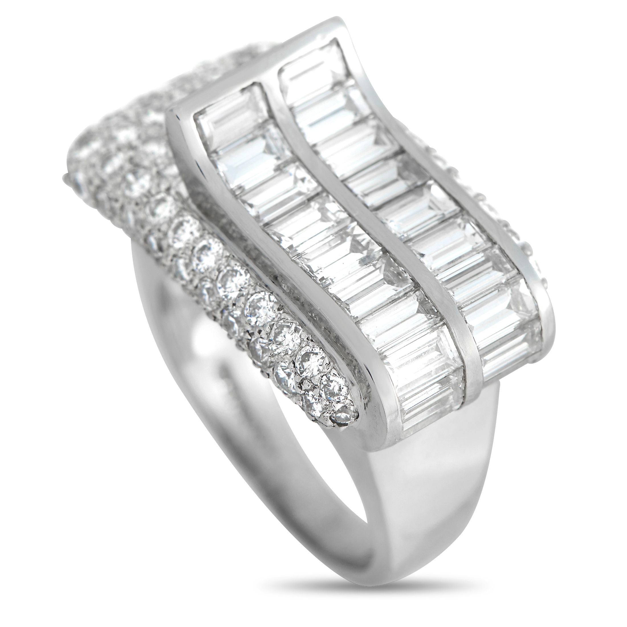 Charles KrypellPlatinum 4.50ct Diamond Ring – A captivating sparkler from New York-based fine jewelry designer, Charles Krype