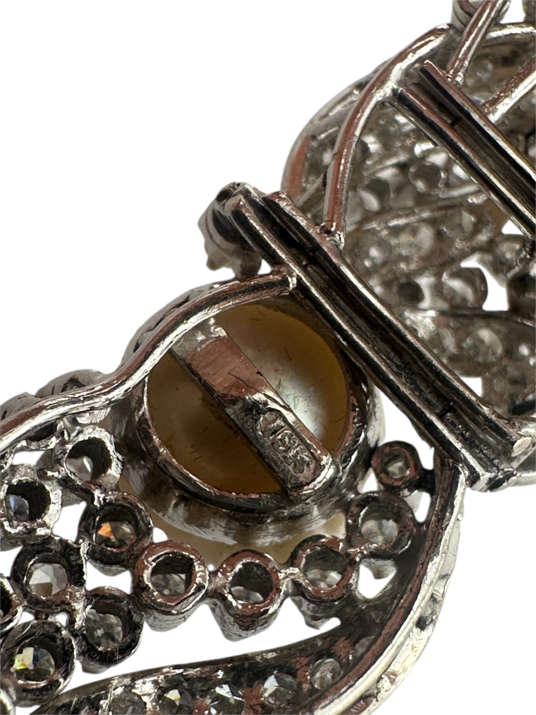 18 kt. White gold, 18K White Gold Bracelet with 4.7ct. Diamonds and Large Pearls -  4.7ct. tw. Diamond (Natural)