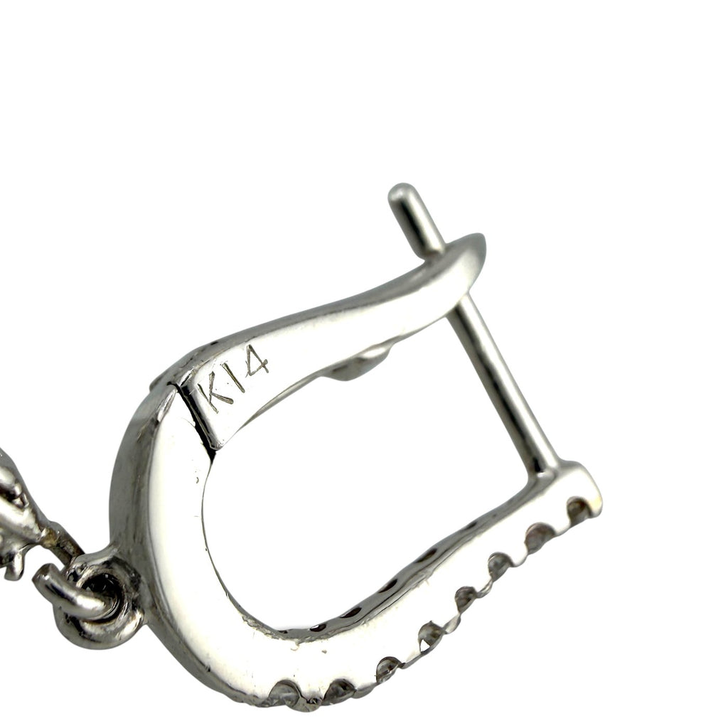 14K white gold starfish earring clasp detail