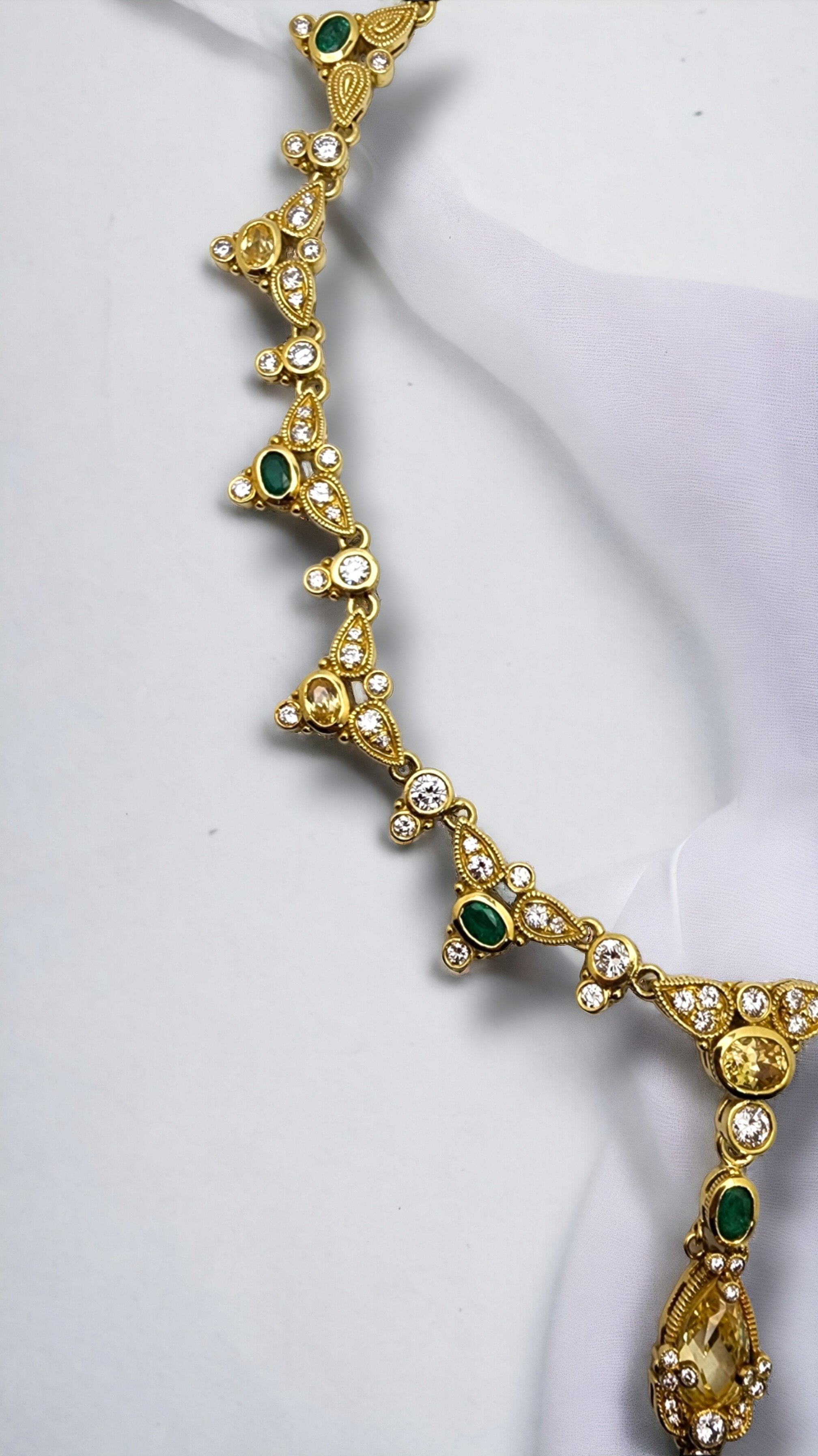 Judith Ripka 18K Gold 10ct Diamond Necklace Pendant