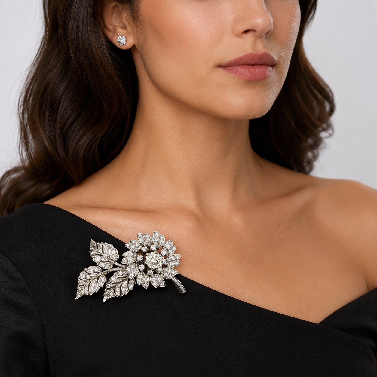 Platinum 4.38ct Diamond Flower Brooch