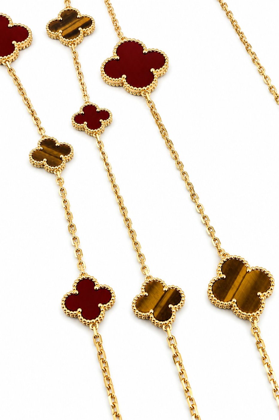 Van Cleef & Arpels 18k Gold Magic Alhambra long necklace, 16 motifs