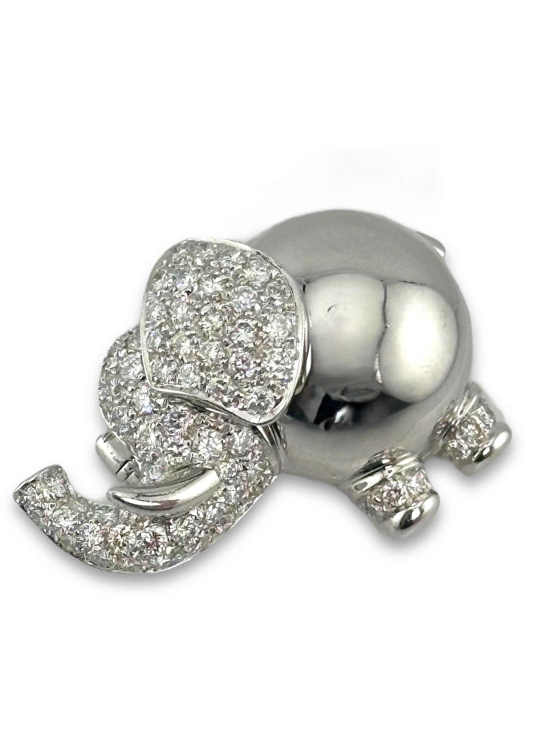 18K White Gold Elephant Pendant Adorned with 2ct Diamonds