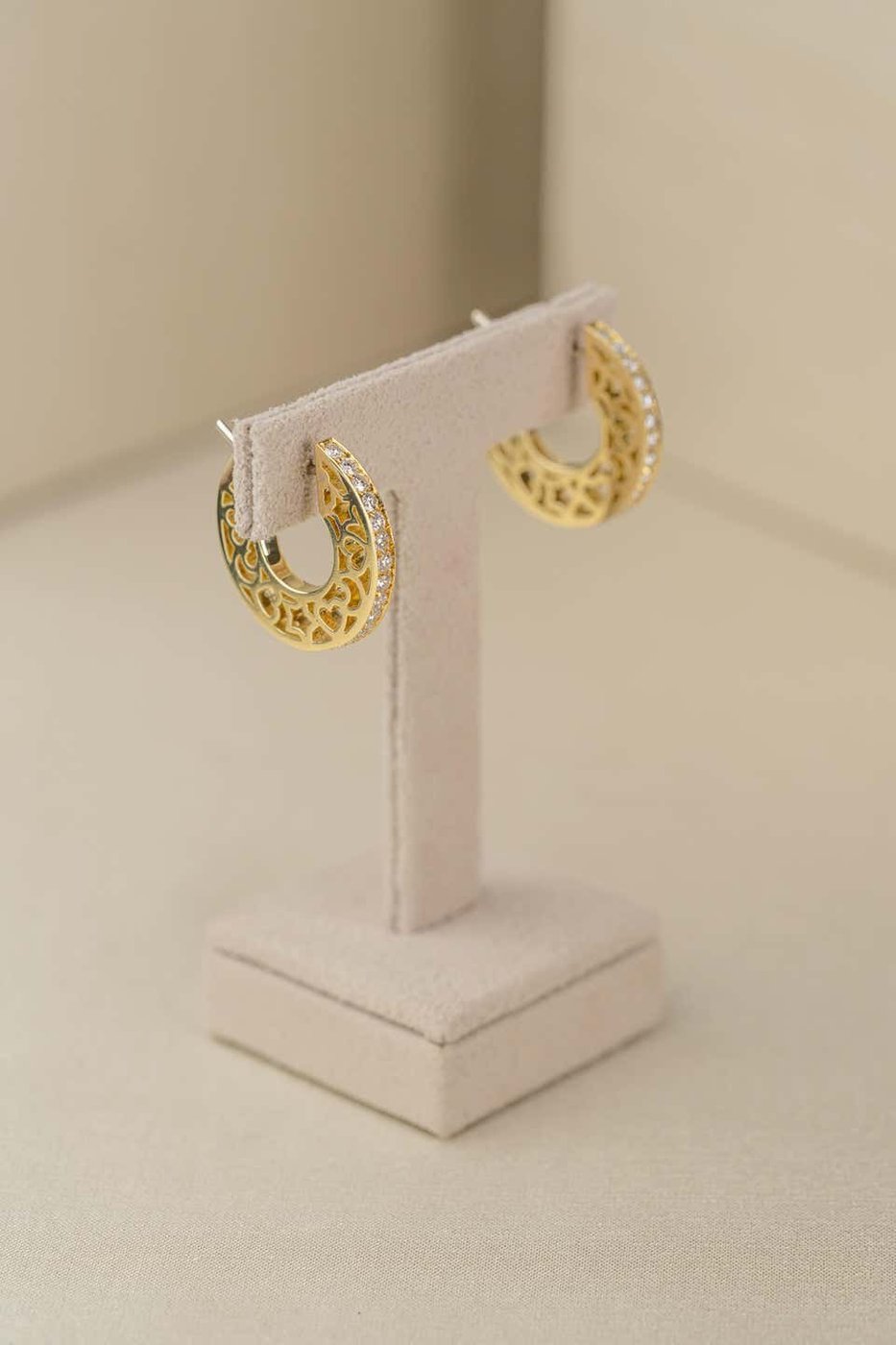 18K Yellow Gold 0.40ct Diamond Moon Design Earrings
