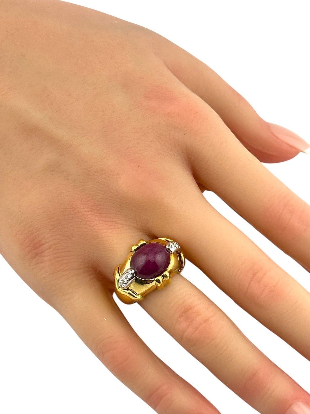 18K Yellow Gold Ring with Large Ruby and Diamonds