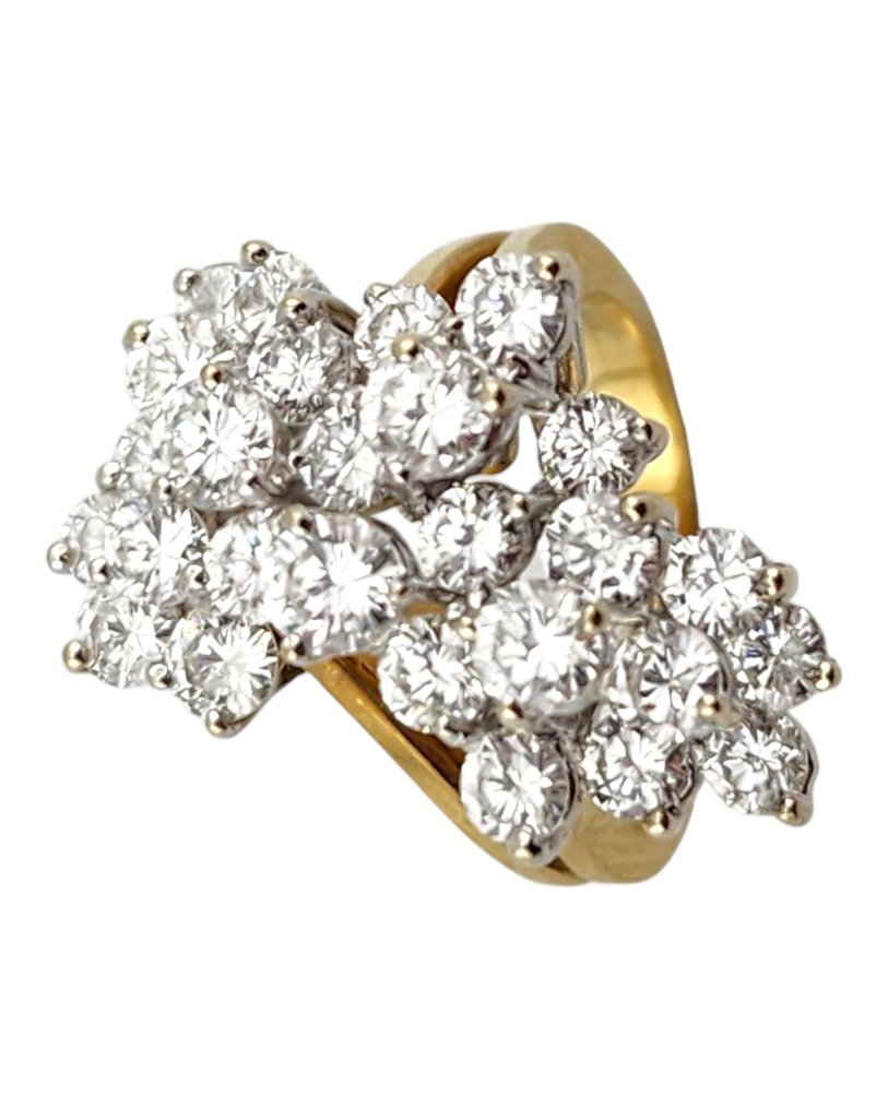 18 kt. Yellow gold, 18K Yellow Gold Ring with Beautiful Diamonds 4.0 Carats - 4.00ct. tw. Diamond