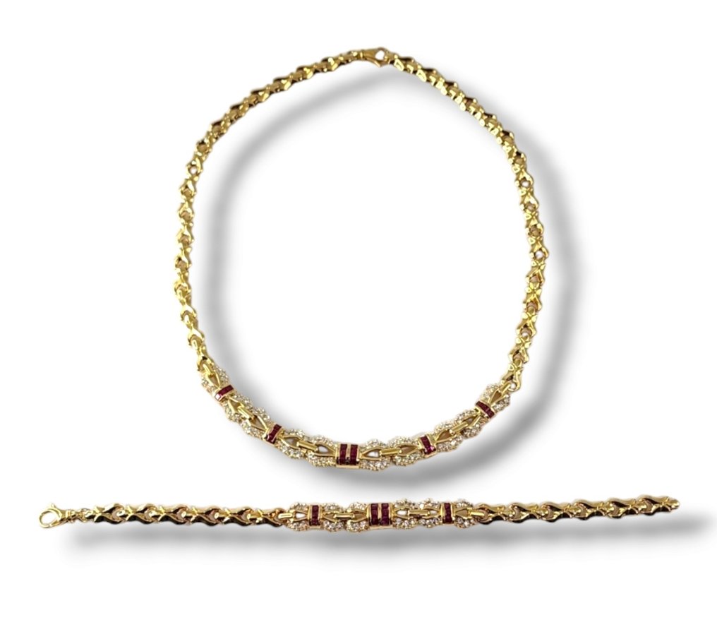 Necklace - 18 kt. Yellow gold, 18K Gold Necklace and Bracelet Set with Diamonds & Rubies 3.77 Carats - 6.18ct. tw. Diamond (Natural)