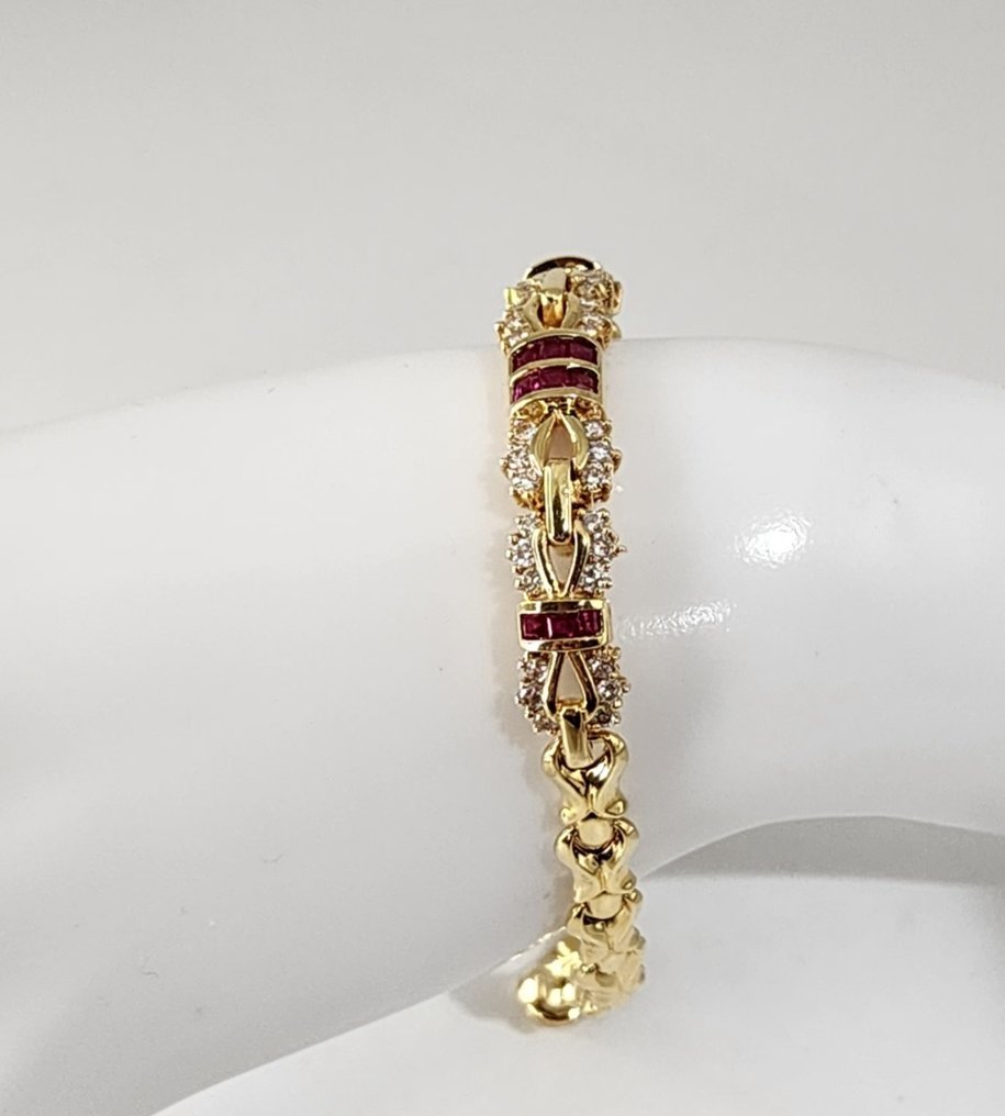 Necklace - 18 kt. Yellow gold, 18K Gold Necklace and Bracelet Set with Diamonds & Rubies 3.77 Carats - 6.18ct. tw. Diamond (Natural)
