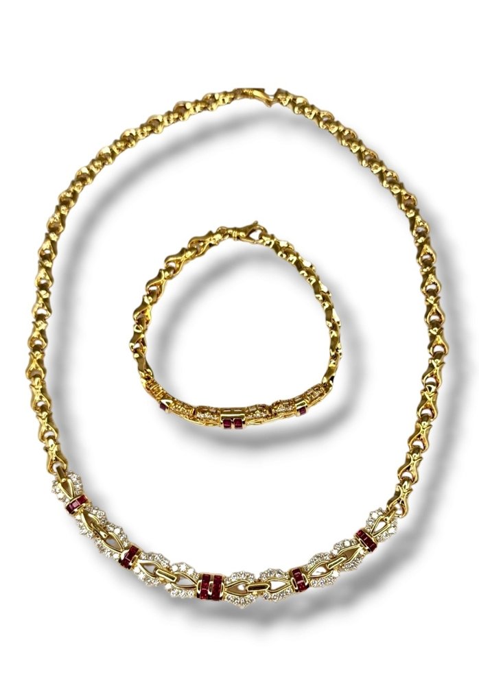 Necklace - 18 kt. Yellow gold, 18K Gold Necklace and Bracelet Set with Diamonds & Rubies 3.77 Carats - 6.18ct. tw. Diamond (Natural)