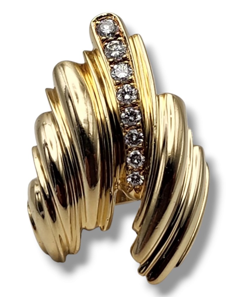 14 kt. Yellow gold, Gorgeous Women's 14K Yellow Gold & Diamonds Ring - 0.34ct. tw. Diamond