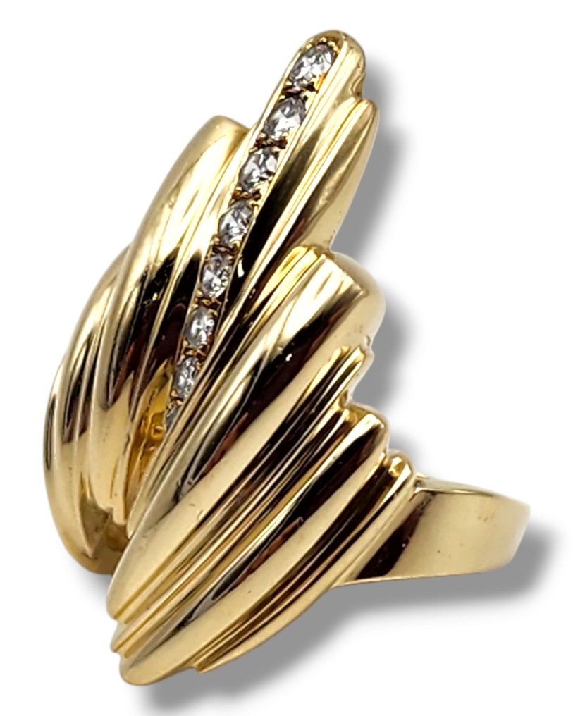 14 kt. Yellow gold, Gorgeous Women's 14K Yellow Gold & Diamonds Ring - 0.34ct. tw. Diamond
