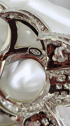 Brooch - 18 kt. White gold, Gorgeous 18K Gold & Diamond women's Jewelry Brooch - 7.00ct. tw. Diamond (Natural)