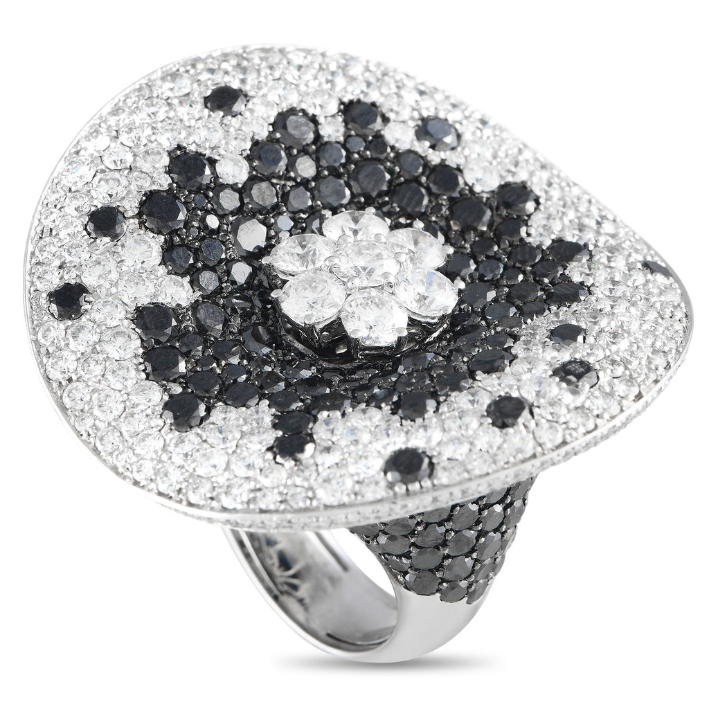 Maggioro18K White Gold 16.57ct Black and White Diamond Cocktail Ring – This delightful display ushers in visions of summer wi