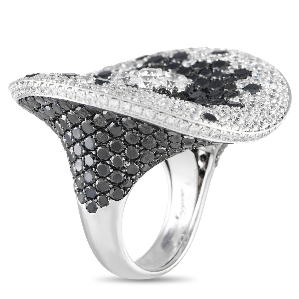 Maggioro 18K White Gold 16.57ct Black and White Diamond Cocktail Ring