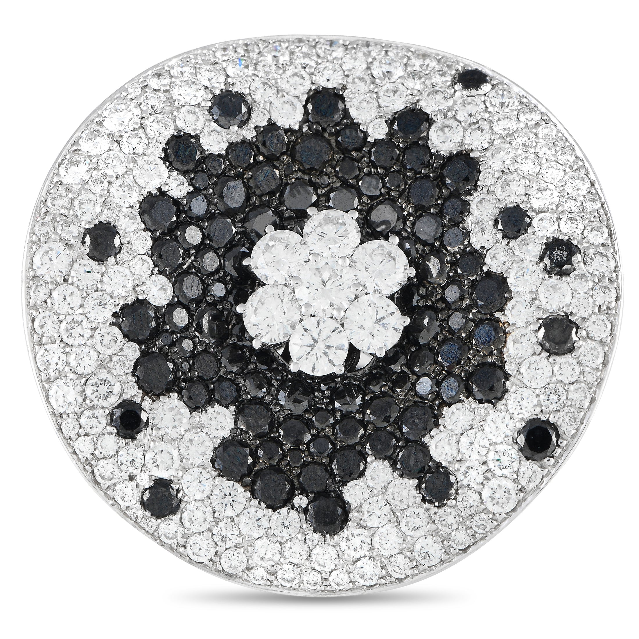 Maggioro18K White Gold 16.57ct Black and White Diamond Cocktail Ring
