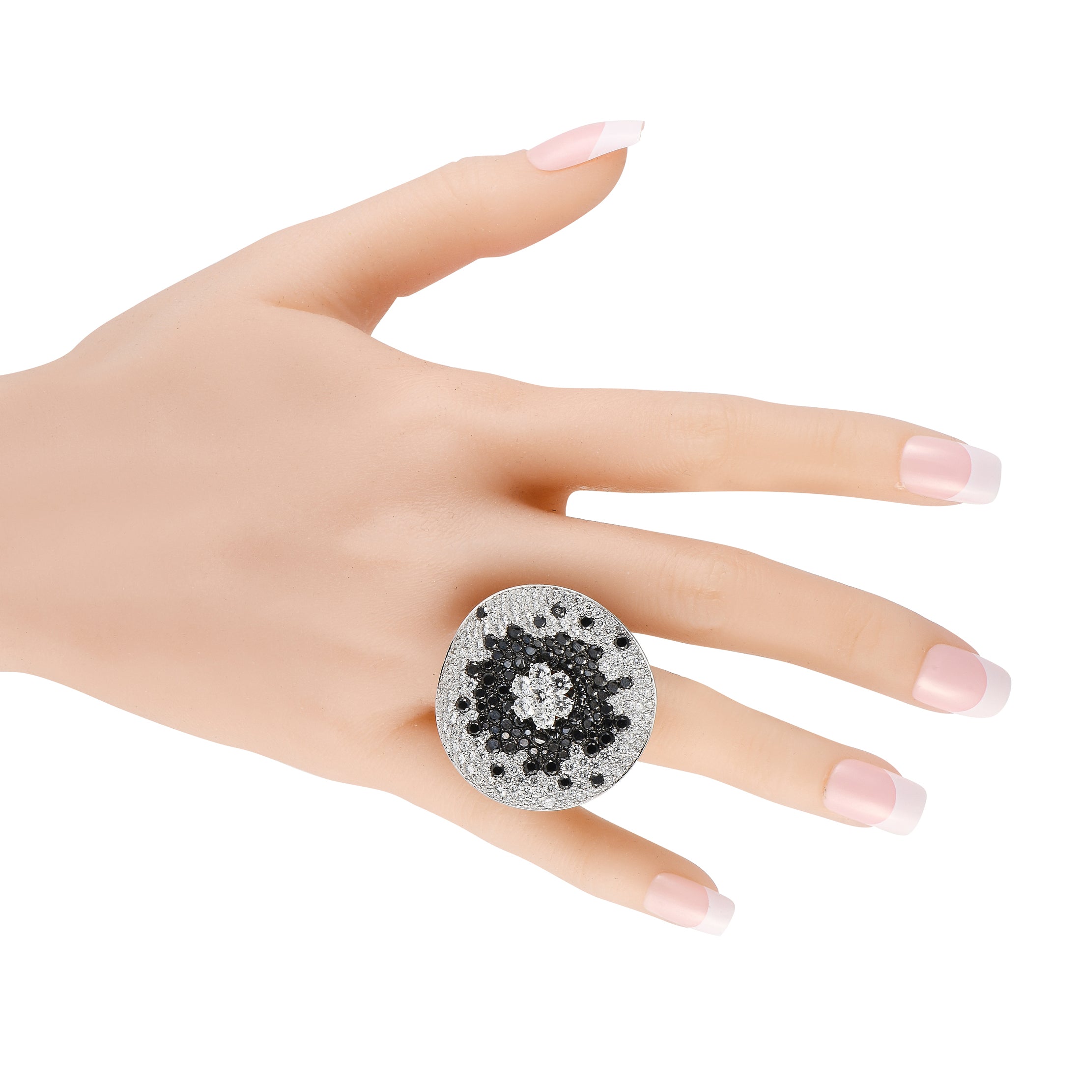 Maggioro18K White Gold 16.57ct Black and White Diamond Cocktail Ring
