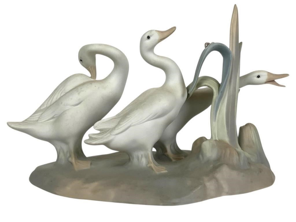 LLADRO GEESE GROUP 1969-96 PORCELAIN FIGURINE  4549G