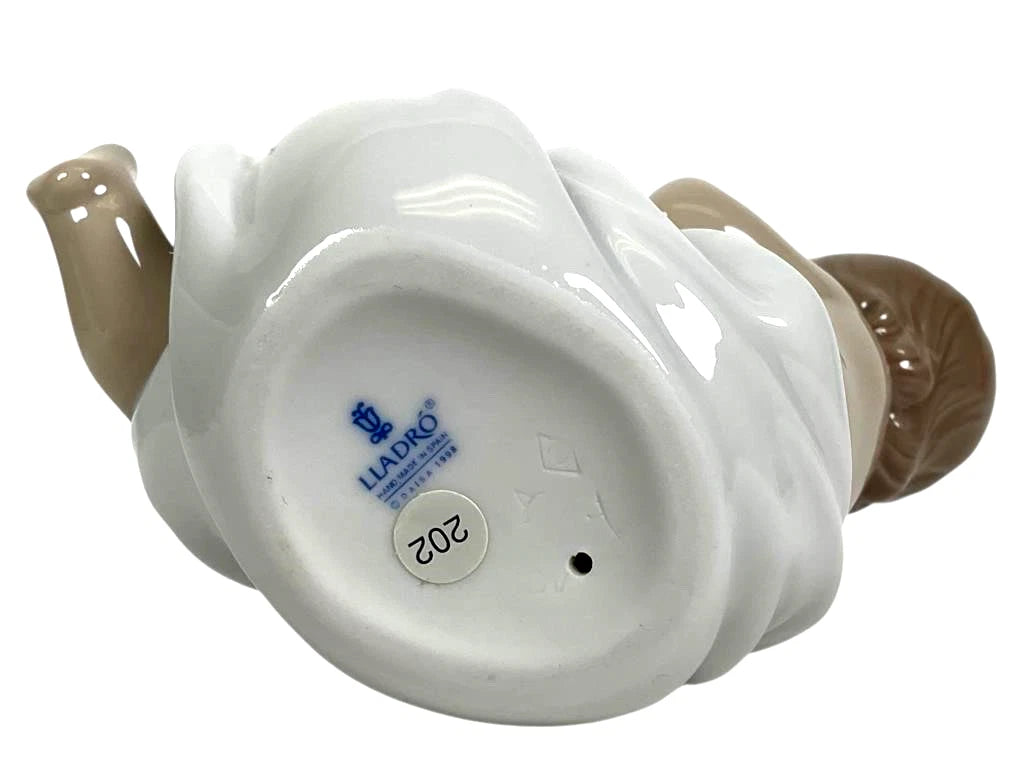 Lladro  Vintage Limited Edition Heavens Gift (Girl) 6626