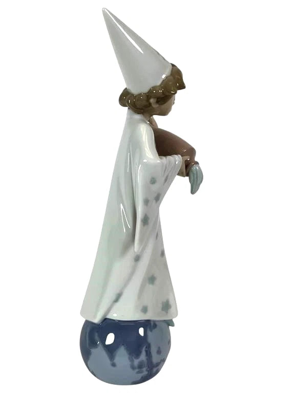 Lladro  Vintage Limited Edition Aquarius  #6216