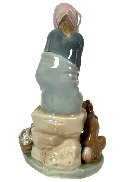 LLADRO DEVOTION 1974-90 PORCELAIN FIGURINE  1278G