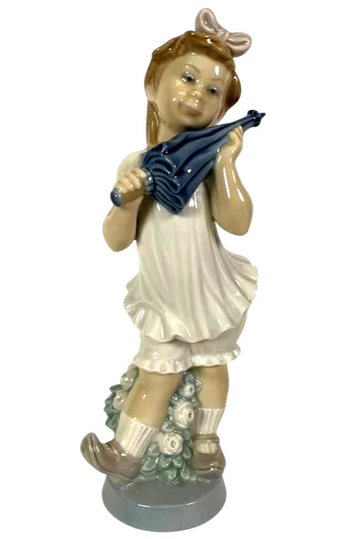 Lladro  Vintage Limited Edition Sweet Girl 4987 – Lladro porcelain figurine titled 'Sweet Girl,' model number 4987, standing 