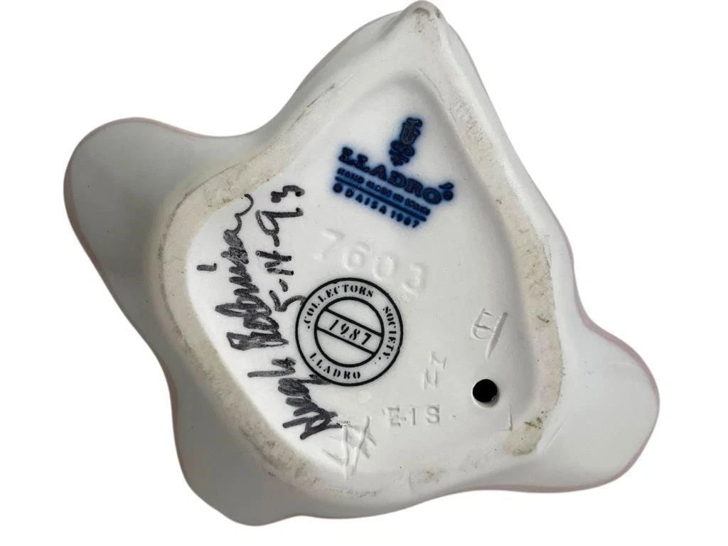 Lladro Vintage Limited Edition  Porcelain Figurine Spring Bouquets 7603