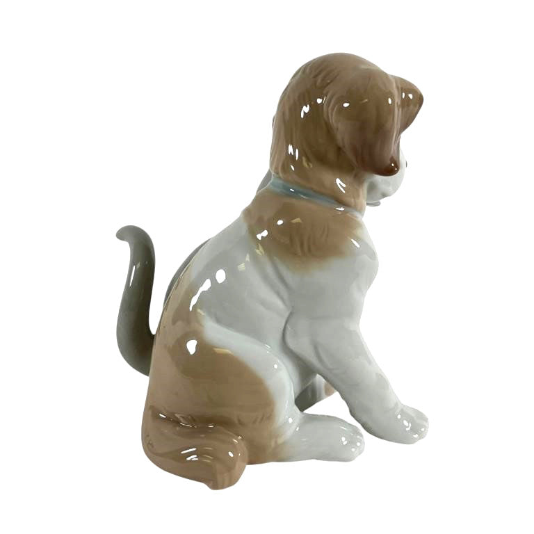 Lladro Porcelain Against All Odds 8301