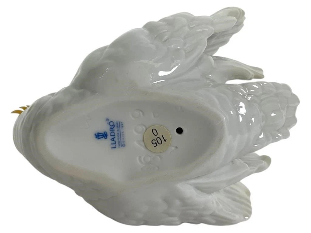 Lladro  Vintage Limited Edition Swan with Flowers 6499