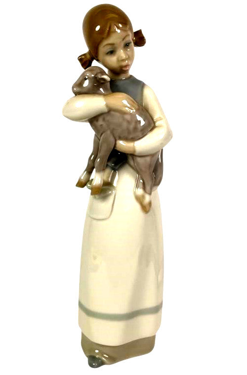 LLADRO GIRL WITH LAMB 1969-93 PORCELAIN FIGURINE  1010G