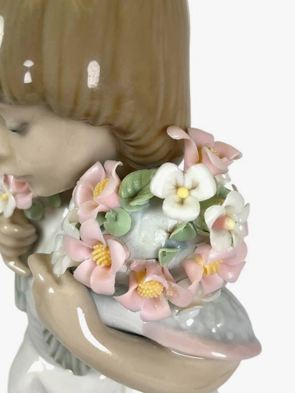 LLADRO SPRING BOUQUETS 1987-87 SOCIETY PIECE 1987 PORCELAIN FIGURINE  7603
