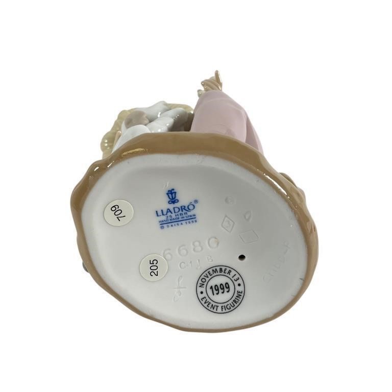 LLADRO FRIENDS FOREVER 1999 PORCELAIN FIGURINE  6680G