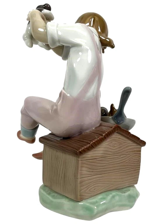Lladro  Vintage Limited Edition Pick of the Litter #7621