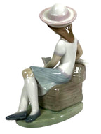 LLADRO  SUNDAY'S CHILD (GIRL) LLADRO RETIRED: 1997