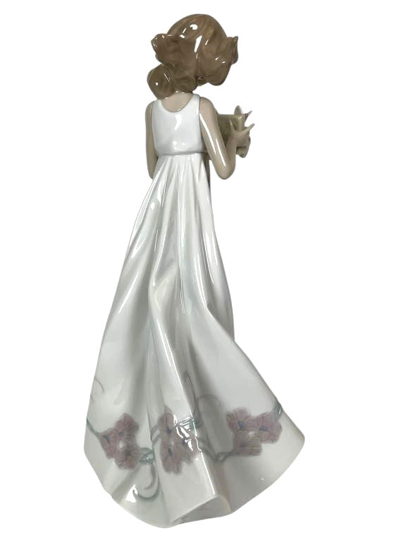 LLADRO RETIRED  BUTTERFLY TREASURES  ITEM #01006777