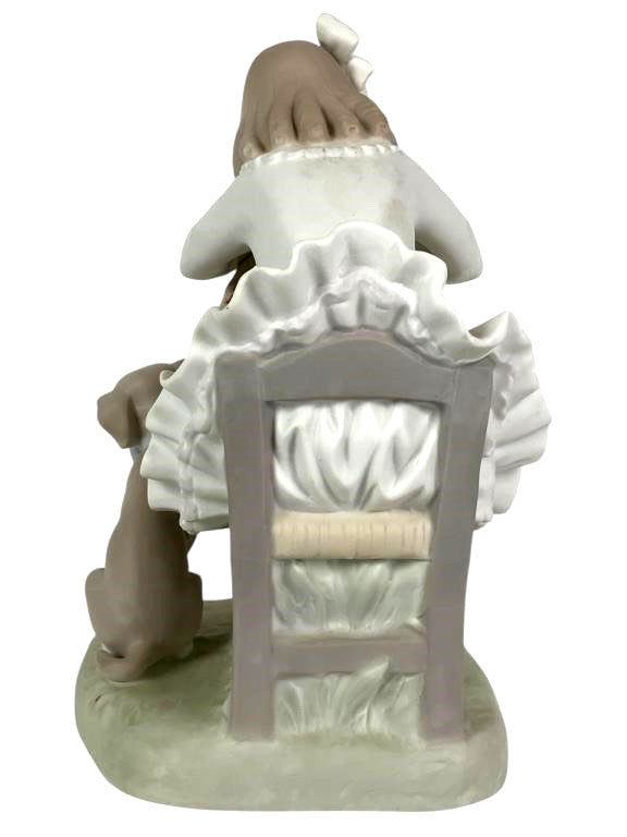 Retired LLADRO Girl with Flowers  # 1088 Girl w Flower Basket & Dog Mint Spain