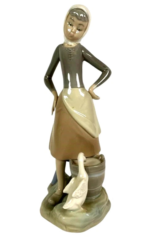 Lladro  Vintage Limited Edition Girl with Milk Pail and Goose 4682 – Porcelain figurine titled 'Girl with Milk Pail and Goose