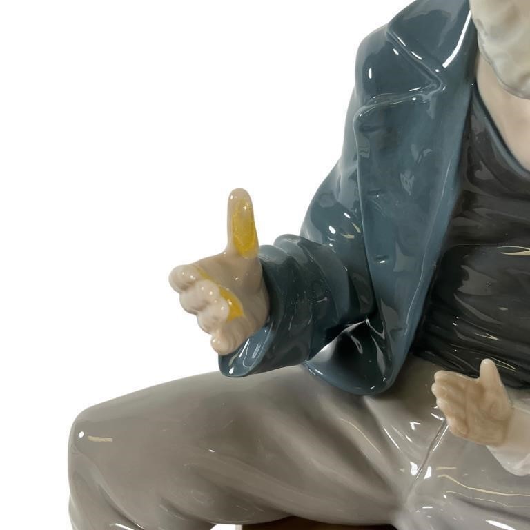 Lladro Porcelain A Tall Yarin 5207