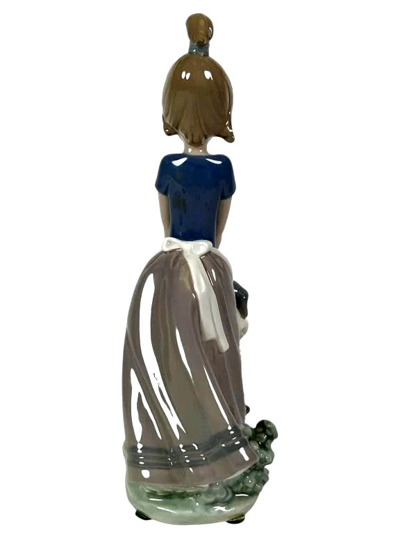 LLADRO LITTER OF FUN - OPEN BOX PORCELAIN FIGURINE  5364G