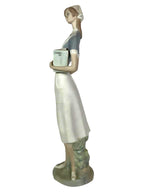LLADRO NURSE PORCELAIN FIGURINE  01004603