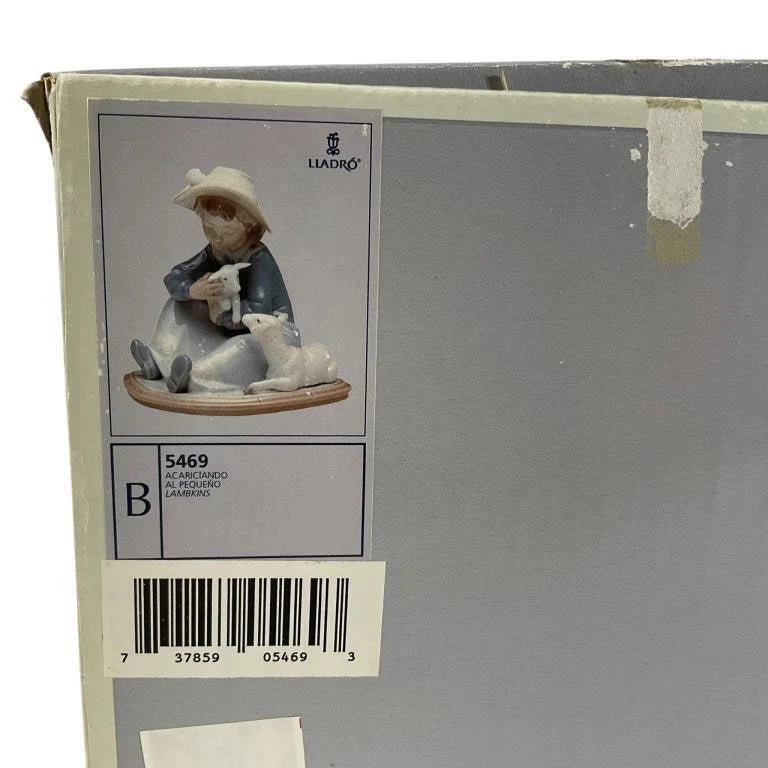 Lladro  Vintage Limited Edition Lambkins  5469