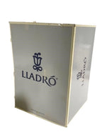 Lladro Limited Edition Porcelain A Tall Yarin 5207