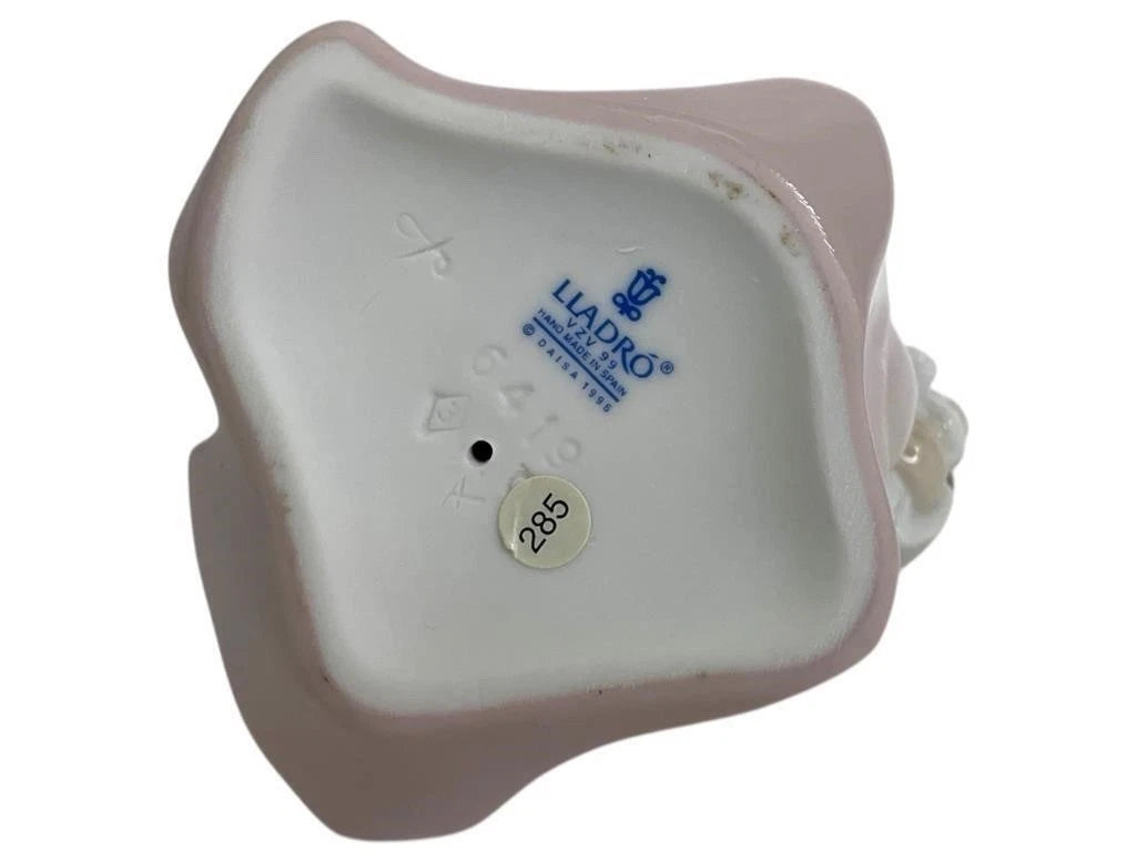 Lladro Vintage Limited Edition  Porcelain Figurine Arms Full of Love